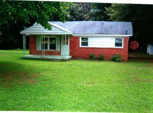 3668 Iron Works Rd, Reidsville, NC 27320