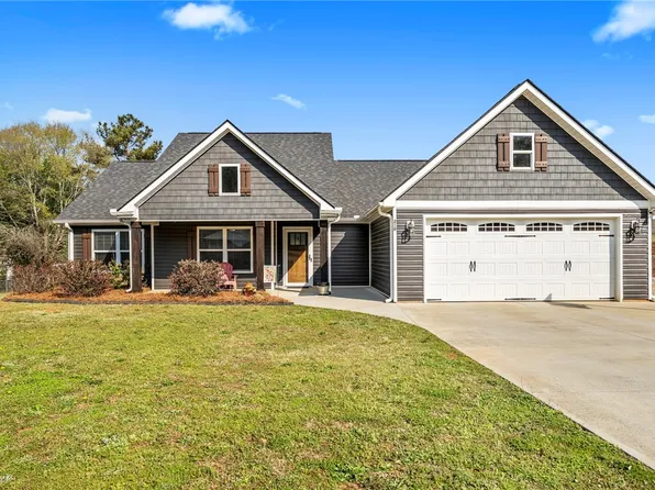 210 Oxmoor Dr, Anderson, SC 29625