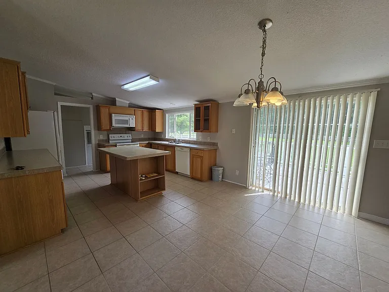 293 S Currituck Rd — Photo 5