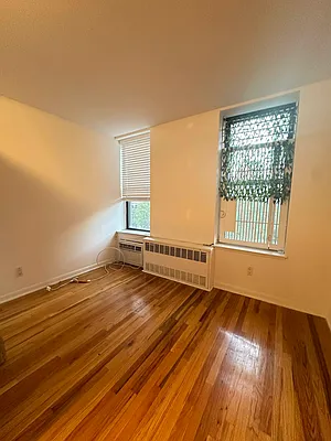 Rented by CitySites Real Estate Group | media 3
