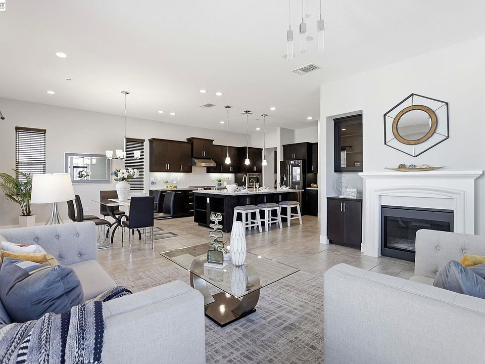 1st image of 1380 Brookline Loop