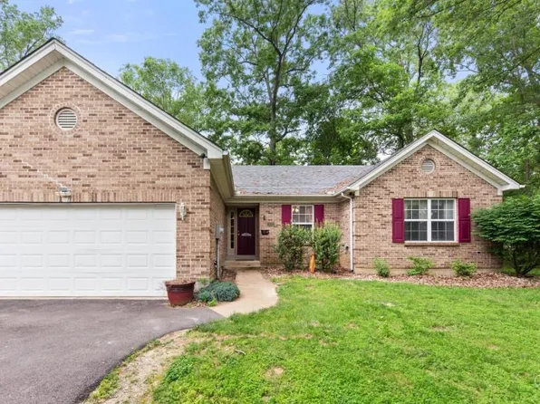 155 Cheyenne Dr, Lake Waynoka, OH 45171