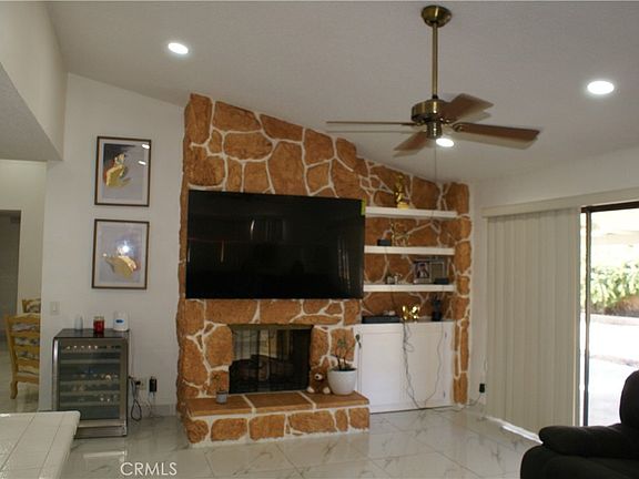 5th image of 2250 Redwood Dr