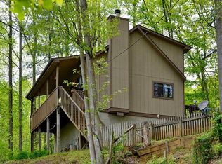 888 Rustic Heights Rd, Waynesville, NC 28785