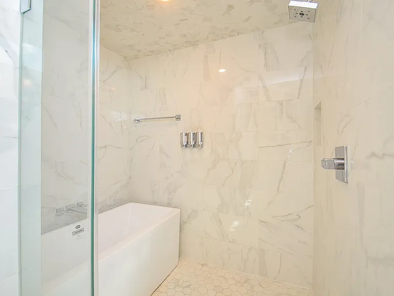 5811 Fairdale Ln #B — Photo 5