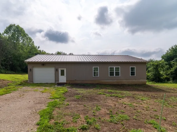 7795 Loches Rd, Saint Louisville, OH 43071