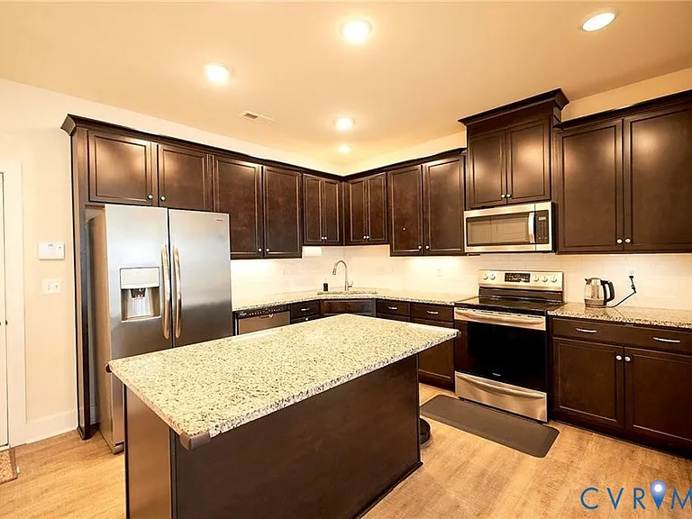 4315 Broad Hill Dr #A — Photo 3