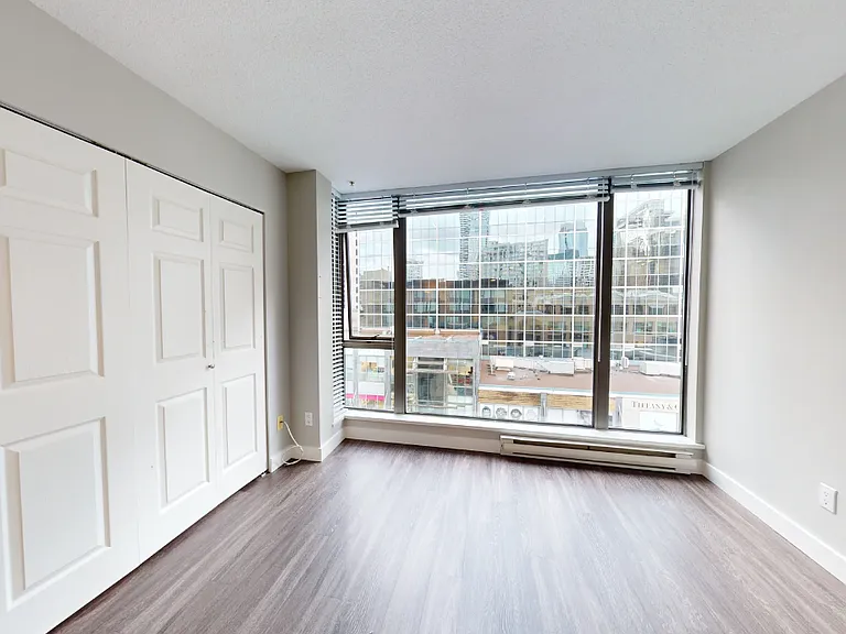 1028 Alberni St #406 — Photo 2
