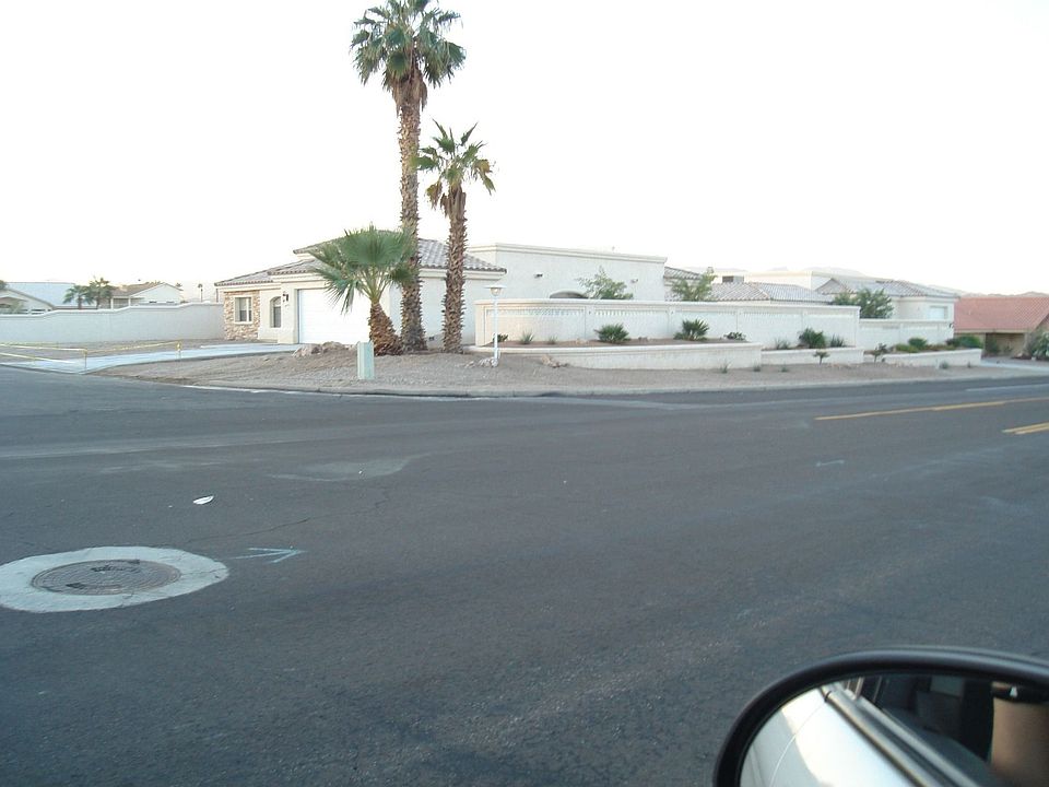 Full view House/RV Garage