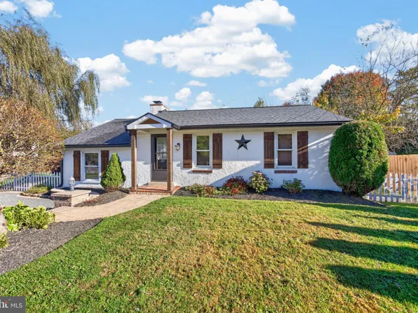 821 Barley Sheaf Rd, Coatesville, PA 19320