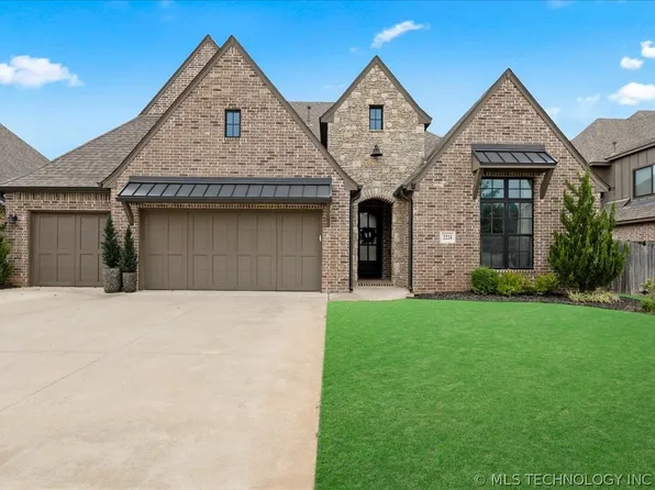 2224 W Decatur St, Broken Arrow, OK 74011