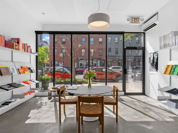 212 Franklin Street image 14 of 21