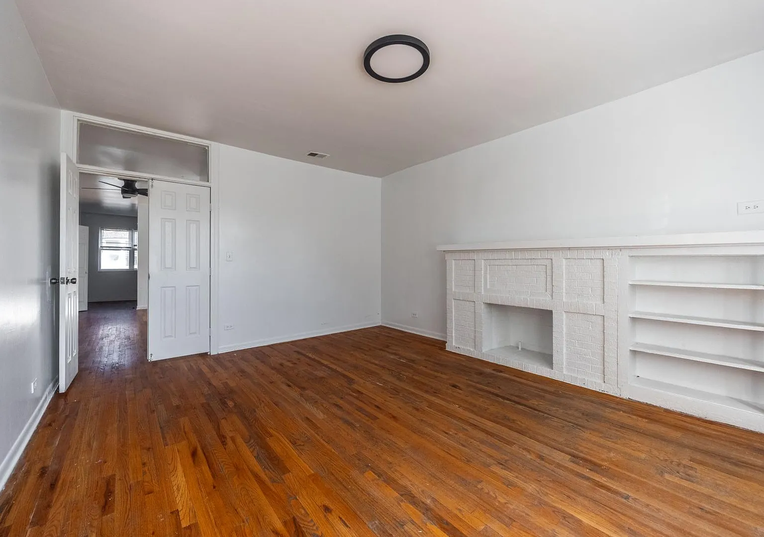 2306 West Rosemont Avenue #3 — Photo 3