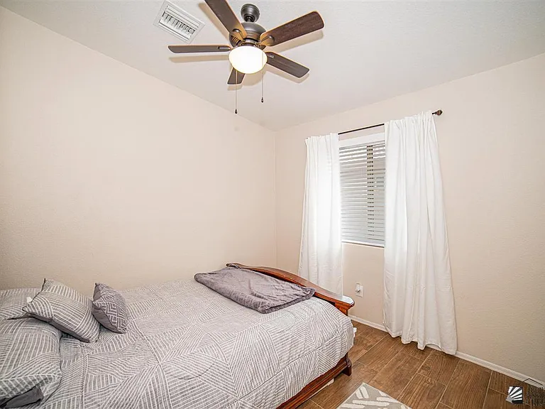 6580 E 33rd Ln — Photo 20