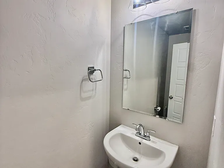4887 W Quaker Rdg — Photo 7