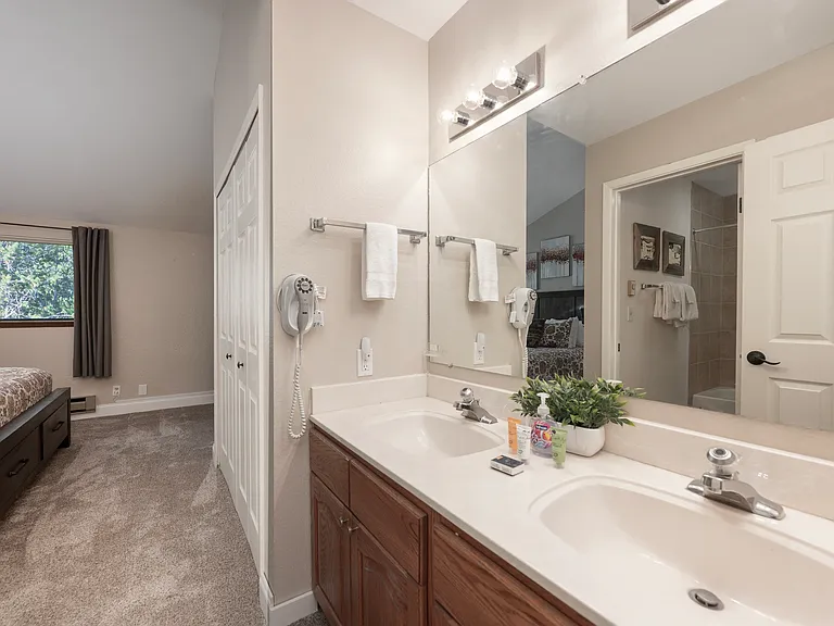 203 Village Dr #11-32 — Photo 15