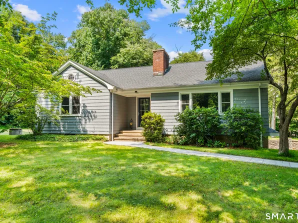 29 Mohawk Drive, Easton, CT 06612