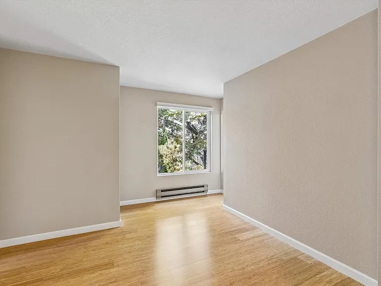 Bedroom #1