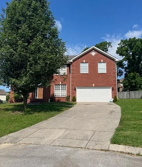 1324 Oakhall Ln — Photo 1