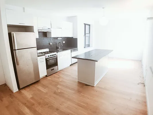 Rented by Clove Realty LLC | media 11