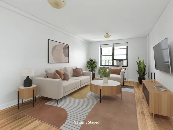 67-35 Yellowstone Boulevard image 1 of 12