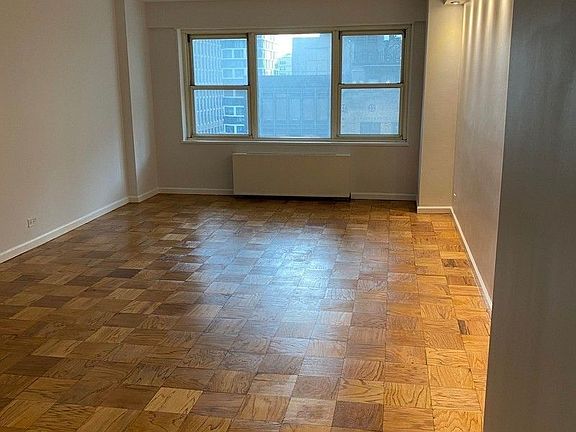 3rd image of 159 W 53rd St APT 14F