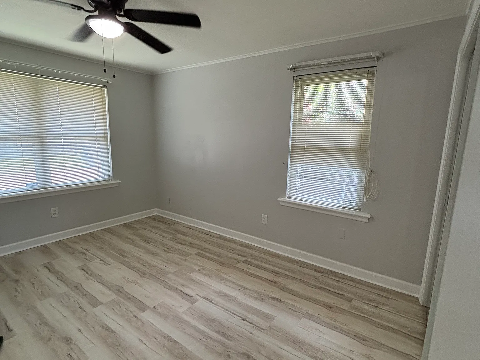 2 bed, 1100 sqft, $1,975 — Photo 3