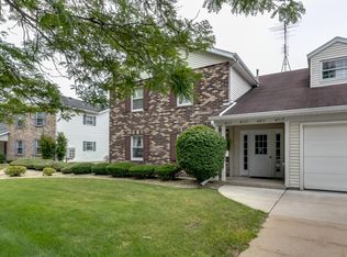 4201 80th St #1B, Kenosha, WI 53142