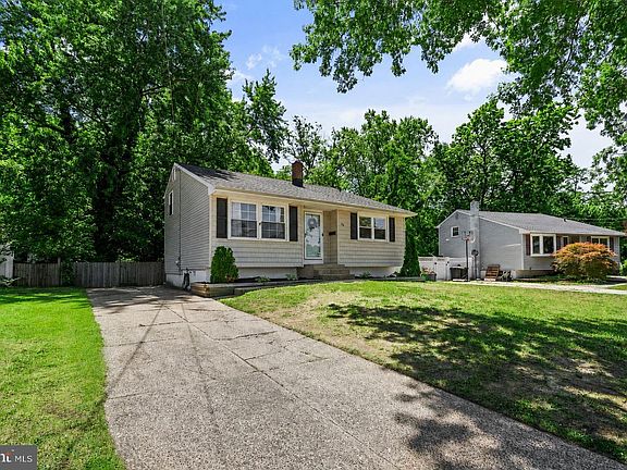 2nd image of 36 Timber Dr