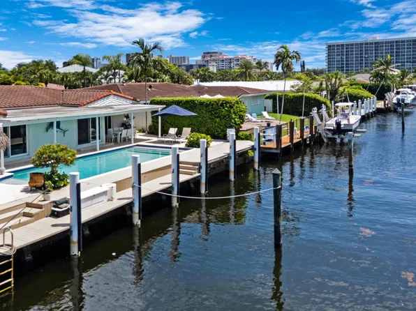 2750 NE 8th Ct, Pompano Beach, FL 33062