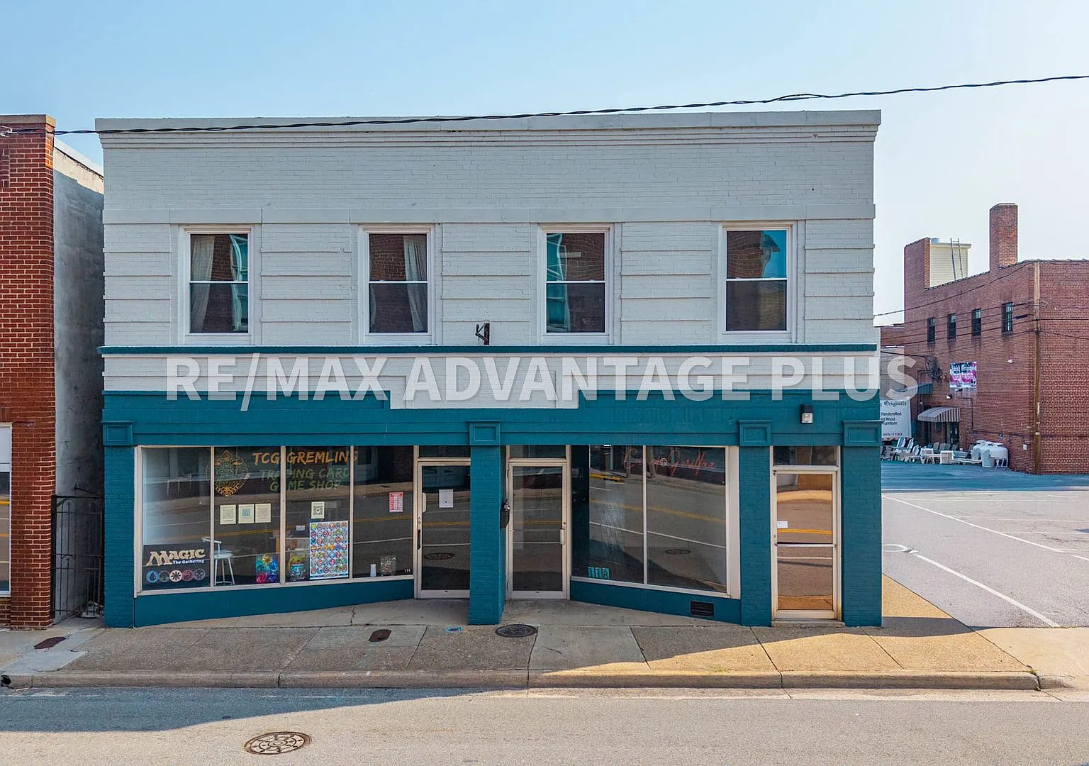 118 West Third Street — Photo 1