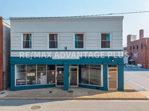 118 West Third Street, 118 W 3rd St #2C, Farmville, VA 23901