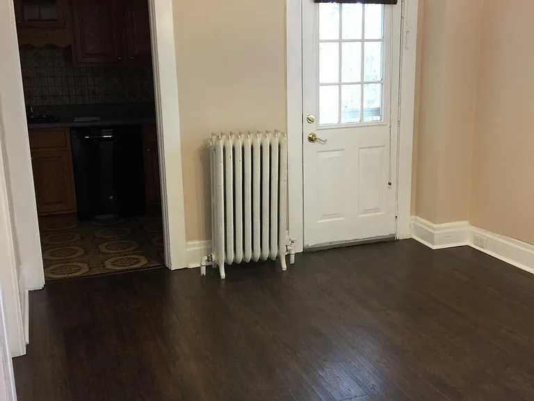 2859 Broadway Ave #1 — Photo 9