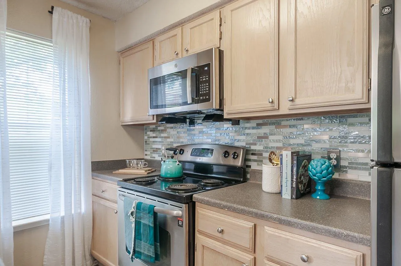 Club at North Hills Apartment Homes — Photo 1