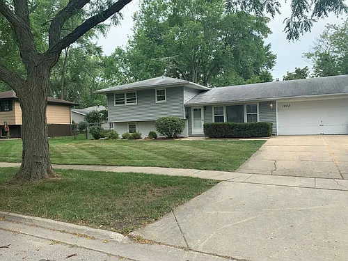 1800 Hartmann Dr Photo 1