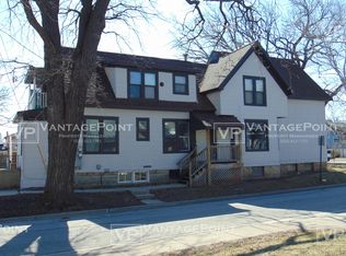 840 Shawano Ave #B, Green Bay, WI 54303