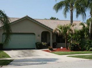 5082 Marina Cir, Boca Raton, FL 33486