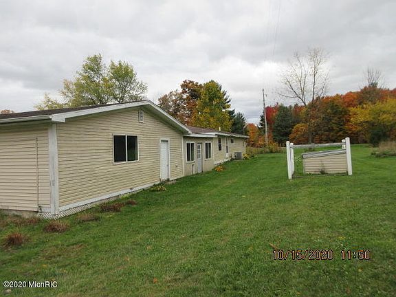 3rd image of 57704 County Road 384