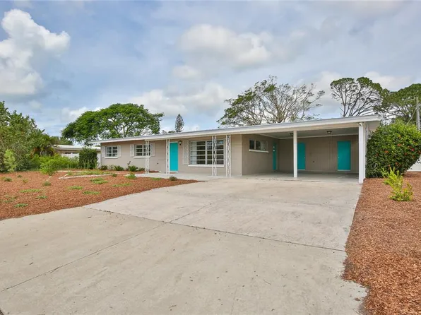 2705 Sunnyside St, Sarasota, FL 34239