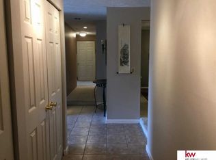 1221 S 121st Plz APT 314, Omaha, NE 68144
