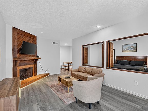 5th image of 9254 Forest Ln #106