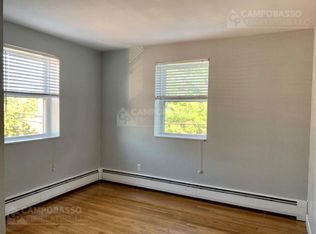102 Oxford St APT 8, Arlington, MA 02474