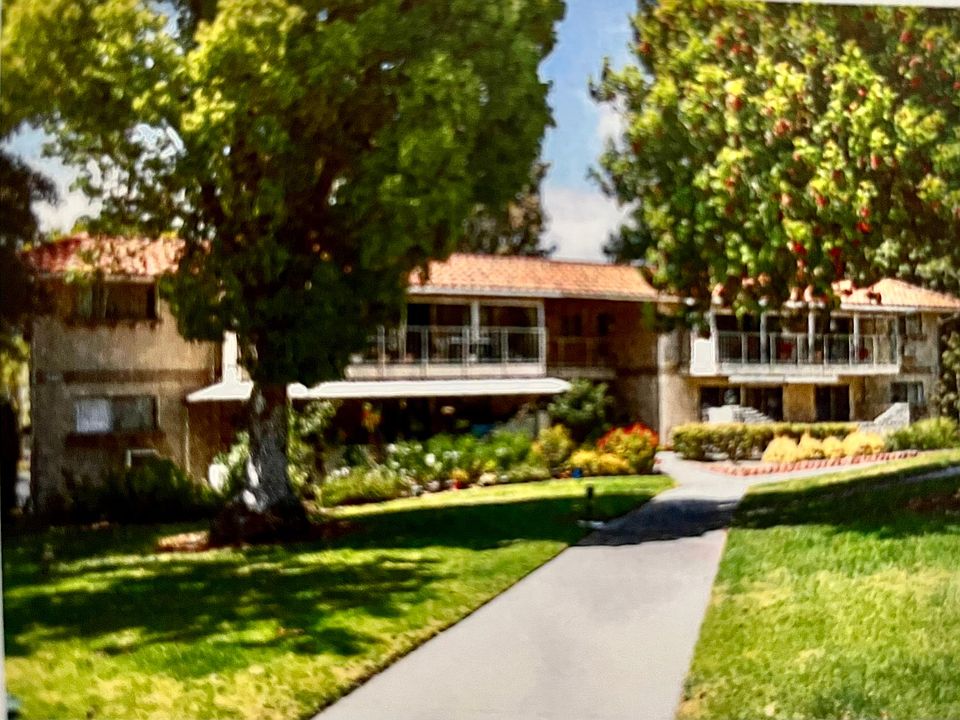 Entrance to 777 Via Los Altos Unit O Laguna Woods