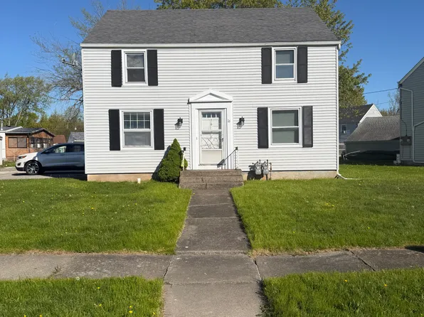 76 W Park Rd #1B, Grand Island, NY 14072