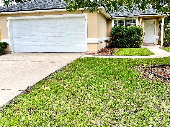 2nd image of 921 Buttercup Dr