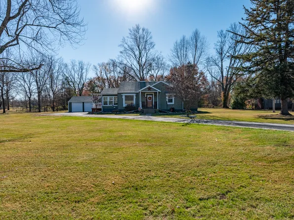 4167 E Margaret Dr, Terre Haute, IN 47803