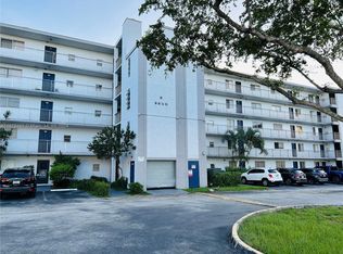 8600 N Sherman Cir APT 504, Hollywood, FL 33025