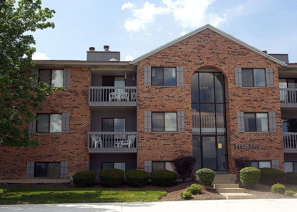 Exterior Main