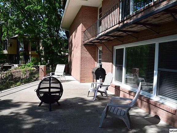 5th image of 406 N Lincoln St