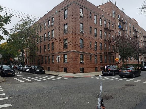5th image of 41-55 Case St #1